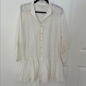 Elegant White Button-Up Blouse